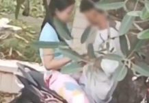 Video : Remaja Dua Sejoli Lepaskan N4fsu Atas Motor di Kawasan Kubur